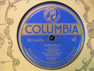 small_columbia a2851 b.webp